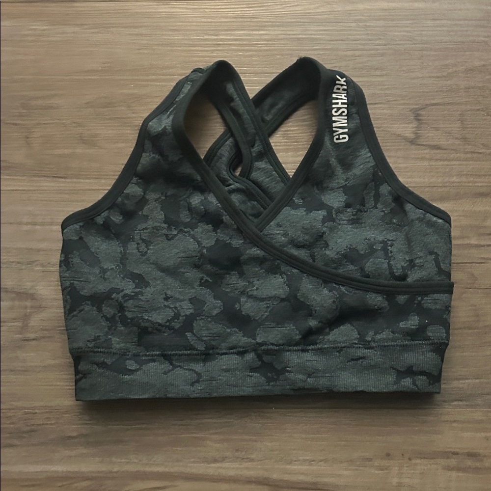 Gymshark Women's Camouflage Sports Bra - Dark Green